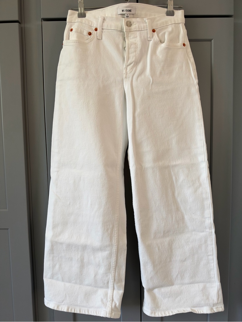 Re/Done Mid-Rise Crop Wide Leg Jeans in White